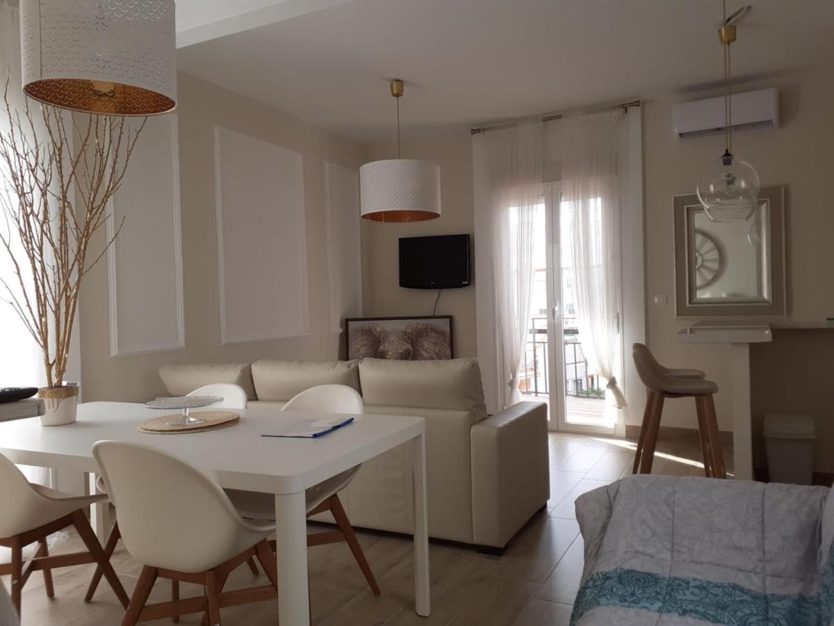 La Casa De Leon Xiii.Terraza Privada. Parejas Apartment เซบีญา ภายนอก รูปภาพ